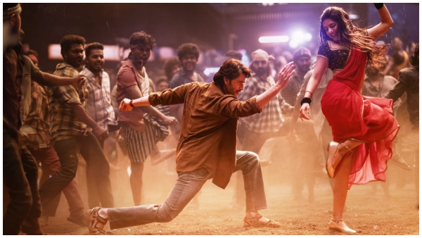 Guntur Kaaram actor Mahesh babu praises Sreeleelas Dance 