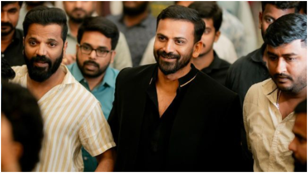 Congress Planning to gave ticket to Daali Dhananjay from Mysore Constituency 