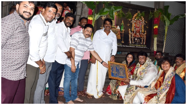 ಈ ವರ್ಷ ನಟ ದರ್ಶನ್ ಹುಟ್ಟುಹಬ್ಬಕ್ಕೆ 7 ದಿನಗಳು ಮಾತ್ರ ಬಾಕಿಯಿದೆ. ಕಾಟೇರ ಸಕ್ಸಸ್ ಬೆನ್ನಲ್ಲೇ ದರ್ಶನ್ ಡೆವಿಲ್ ಸಿನಿಮಾ ಚಿತ್ರೀಕರಣಕ್ಕೆ ಮುಂದಾಗಿದ್ದಾರೆ. ಅದಕ್ಕೂ ಮುನ್ನ ತಿರುಪತಿ ಹಾಗೂ ಕಾಳಹಸ್ತಿಗೆ ಭೇಟಿ ನೀಡಿದ್ದಾರೆ. ಮಿಲನಾ ಪ್ರಕಾಶ್ ಆ ಚಿತ್ರಕ್ಕೆ ಆಕ್ಷನ್ ಕಟ್ ಹೇಳಲಿದ್ದಾರೆ. ಕೆಲ ದಿನಗಳ ಹಿಂದೆ ವಿಜಯಲಕ್ಷ್ಮಿ ದರ್ಶನ್ ಹಾಗೂ ನಟಿ ಪವಿತ್ರಾ ಗೌಡ ಇನ್‌ಸ್ಟಾಗ್ರಾಮ್ ಪೋಸ್ಟ್‌ಗಳು ವೈರಲ್ ಆಗಿತ್ತು. ಒಬ್ಬರ ಮೇಲೊಬ್ಬರು ಅಸಮಾಧಾನ ವ್ಯಕ್ತಪಡಿಸಿದ್ದರು. ಇಬ್ಬರೂ ಕಾನೂನು ಸಮರದ ಎಚ್ಚರಿಕೆ ಕೊಟ್ಟಿದ್ದರು. ಬಳಿಕ ವಿಚಾರ ತಣ್ಣಗಾಗಿತ್ತು. ವಿಜಯಲಕ್ಷ್ಮಿ ದರ್ಶನ್ ಮಾಡಿದ್ದ ಅದೊಂದು ಪೋಸ್ಟ್‌ಗೆ ಪ್ರತಿಯಾಗಿ ನಟ ದರ್ಶನ್ ಜೊತೆಗಿನ ರಿಲೇಷನ್‌ಶಿಪ್ ಬಗ್ಗೆ ಪವಿತ್ರಾ ಗೌಡ ಪೋಸ್ಟ್ ಮಾಡಿದ್ದರು. ದರ್ಶನ್ ಜೊತೆಗಿನ ಆತ್ಮೀಯವಾದ ಒಂದಷ್ಟು ಫೋಟೊಗಳನ್ನು ಕೊಲಾಜ್ ಮಾಡಿ ವಿಡಿಯೀ ಹಂಚಿಕೊಂಡಿದ್ದರು. ನಮ್ಮ ರಿಲೇಷನ್‌ಶಿಪ್‌ಗೆ 10 ವರ್ಷಗಳಾಯಿತು, ಇದು ಹೀಗೆ ಮುಂದುವರೆಯುತ್ತದೆ ಎಂದು ಬರೆದುಕೊಂಡಿದ್ದರು. ಇದಕ್ಕೆ ವಿಜಯಲಕ್ಷ್ಮಿ ದರ್ಶನ್ ಆಕ್ರೋಶ ವ್ಯಕ್ತಪಡಿಸಿದ್ದರು. ಪವಿತ್ರಾ ಗೌಡ ವೈಯಕ್ತಿಕ ಜೀವನದ ಬಗ್ಗೆ ಮಾತನಾಡಿದ್ದರು. ಈ ಮಹಿಳೆಗೆ ಪ್ರಜ್ಞೆ ಇದ್ದಿದ್ದರೆ ಮತ್ತೊಬ್ಬರ ಗಂಡನ ಫೋಟೊಗಳನ್ನು ಈ ರೀತಿ ಪೋಸ್ಟ್ ಮಾಡುತ್ತಿರಲಿಲ್ಲ. ಈ ಕಾರ್ಯ ಆಕೆಯ ನೈತಿಕತೆ ಹಾಗೂ ಆದರ್ಶ ಎಂಥಹದ್ದು ಅಂತ ತೋರಿಸುತ್ತದೆ. ವ್ಯಕ್ತಿಯೊಬ್ಬ ವಿವಾಹಿತನೆಂದು ತಿಳಿದಿದ್ದರೂ ಕೂಡ ಈಕೆ ತನ್ನ ವೈಯಕ್ತಿಕ ಅಗತ್ಯಗಳಿಗಾಗಿ ಹಾಗೂ ಲಾಭಕ್ಕಾಗಿ ಆತನಿಗೆ ಹತ್ತಿರವಾಗುತ್ತಾಳೆ. ಪವಿತ್ರಾ ಮತ್ತು ಸಂಜಯ್ ಸಿಂಗ್ ಅವರ ಮಗಳು ಖುಷಿ ಗೌಡ ಎಂಬುದನ್ನು ಈ ಚಿತ್ರಗಳು ಸ್ಪಷ್ಟವಾಗಿ ಸಾಬೀತು ಮಾಡುತ್ತವೆ. ಸಾಮಾನ್ಯವಾಗಿ ನಾನು ವೈಯಕ್ತಿಕ ವಿಷಯಗಳ ಬಗ್ಗೆ ಮಾತನಾಡಲು ಸಾಮಾಜಿಕ ಮಾಧ್ಯಮವನ್ನು ಬಳಸುವುದಿಲ್ಲ. ಆದರೆ ನನ್ನ ಫ್ಯಾಮಿಲಿ ಹಿತದೃಷ್ಟಿಯಿಂದ ಈಗ ಧ್ವನಿ ಎತ್ತುವ ಸಮಯ ಬಂದಿದೆ ಎಂದು ನನಗೆ ಅನಿಸುತ್ತಿದೆ. ಸಮಾಜಕ್ಕೆ ತಪ್ಪು ಚಿತ್ರಣ ನೀಡಲು ಯತ್ನಿಸುವವರ ವಿರುದ್ಧ ಕಠಿಣ ಕಾನೂನು ಕ್ರಮ ಕೈಗೊಳ್ಳಲಾಗುವುದು ಎಂದು ವಿಜಯಲಕ್ಷ್ಮಿ ದರ್ಶನ್ ಎಚ್ಚರಿಕೆ ನೀಡಿದ್ದರು. ವಿಜಯಲಕ್ಷ್ಮಿ ಪೋಸ್ಟ್‌ಗೆ ಪ್ರತಿಯಾಗಿ ಪವಿತ್ರಾ ಗೌಡ, ಇಲ್ಲಿಯವರೆಗೂ ಖುಷಿ ಗೌಡ, ದರ್ಶನ್ ಶ್ರೀನಿವಾಸರವರ ಮಗಳೆಂದು ನಾನು ಎಲ್ಲೂ ಹೇಳಿಲ್ಲ!! ನಾನು ಹಾಗೂ ದರ್ಶನ್ ಶ್ರೀನಿವಾಸರವರು ಕಳೆದ 10 ವರ್ಷಗಳಿಂದ ಜೊತೆಯಲ್ಲಿ ಸಂತೋಷವಾಗಿದ್ದೀವಿ. ಒಂದು ವಿಚಾರ ಗಮನದಲ್ಲಿ ಇರಲಿ, ನಾನು ಇಲ್ಲಿ ಯಾವುದೇ ವೈಯಕ್ತಿಕ ಅಗತ್ಯಗಳು ಹಾಗೂ ಅಜೆಂಡಾಗಾಗಿ ಇಲ್ಲಿಲ್ಲ. ನಮ್ಮದು 10 ವರ್ಷಗಳ ಪರಿಶುದ್ಧ ಪ್ರೀತಿ ಹಾಗೂ ಕಾಳಜಿ. ವಿಷಯ ವಿಜಯಲಕ್ಷ್ಮಿ ಅವರಿಗೂ ಮೊದಲೇ ತಿಳಿದಿರುತ್ತದೆ. ಈ ವಿಚಾರವಾಗಿ ವಿಜಯಲಕ್ಷ್ಮಿರವರೆ ನನಗೆ ಹಲವಾರು ಸಾರಿ ಕರೆ ಮಾಡಿ ನನ್ನ ಬಳಿ ಮಾತನಾಡಿದ್ದು ವಿಜಯಲಕ್ಷ್ಮಿರವರಿಗೆ ಯಾವುದೇ ರೀತಿಯ ಪ್ರಾಬ್ಲಂ ಇಲ್ಲವೆಂದು ತಿಳಿಸಿರುತ್ತಾರೆ. ಎಂದು ಬರೆದುಕೊಂಡಿದ್ದರು.