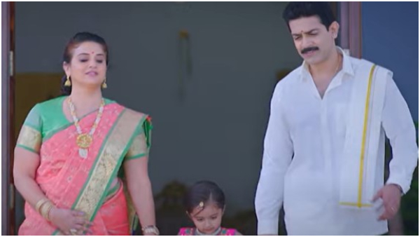 Pavitra Lokesh Role ended in Lakshmi nivasa serial with accident scene Pavitra Lokesh Role ended in Lakshmi nivasa serial with accident scene