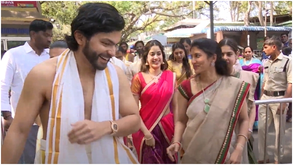 Janhavi Kapoor offered prayers in tirupati tirumala-temple on her birthday