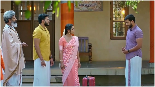 Colors kannada serial Ramachari April 10th episode written update