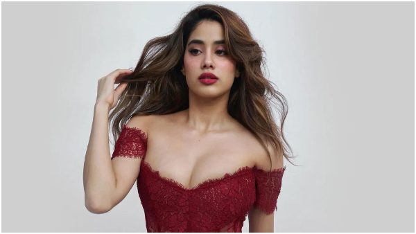 janhvi-kapoor-talks-paparazzi-exposes-celebrity-ration-card-urges-caution-on-gym-outfits