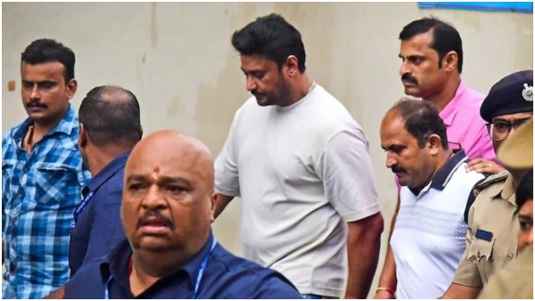 Qaidi No 6106 Darshan served chapathi rice sambar in jail