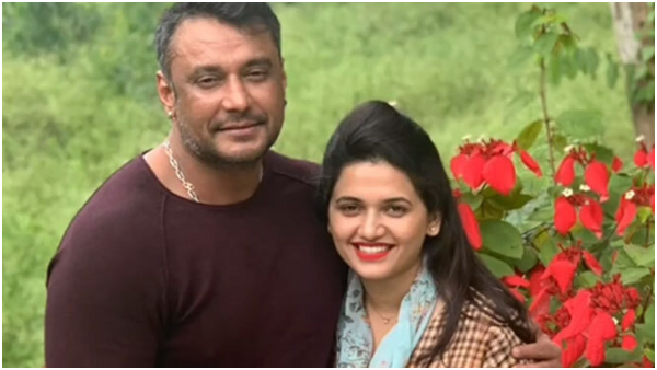 Actor Darshan girl friend Pavitra gowda detained in murder case a murder case Actor Darshan girl friend Pavitra gowda detained in murder case a murder case