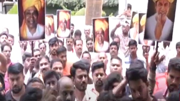 Shivarajkumar fans mobbed Kumar Bangarappa house in Sadashiva Nagar Bengaluru