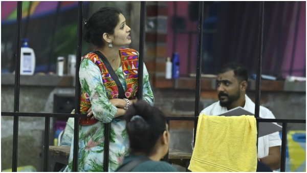 Bigg bOss kannada 11 Day 1 chaitra kundapura yamuna srinidhi get into a heated argument