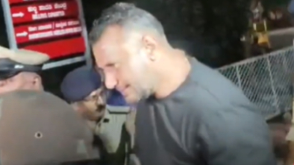 Actor Darshan was admitted to VIMS Hospital after complaining of severe back pain in Bellary Actor Darshan was admitted to VIMS Hospital after complaining of severe back pain in Bellary