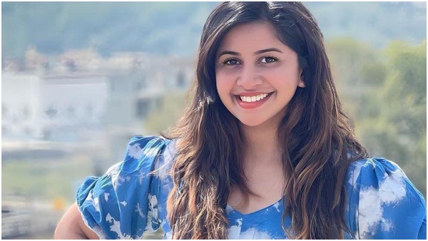 Anchor Anushree remuneration for tv program episode and youtube revenue