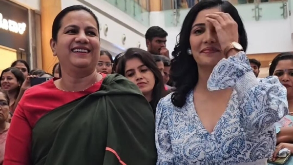 Ashwini Puneeth Rajkumar simple green saree brand and price