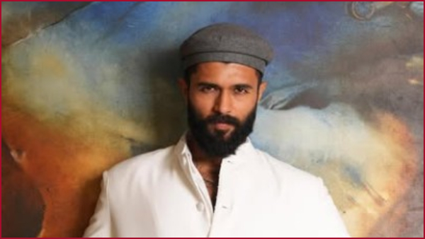 Vijay Devarakonda gives a reply to a fan who sent funny reels tor him