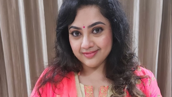 Actress Meena s Meeting with Vice President Fuels BJP Entry Rumors
