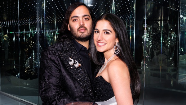 Kardashian Sisters To Justin Bieber Hollywood Celebs At Anant-Radhika s Wedding Gala Broke The Internet