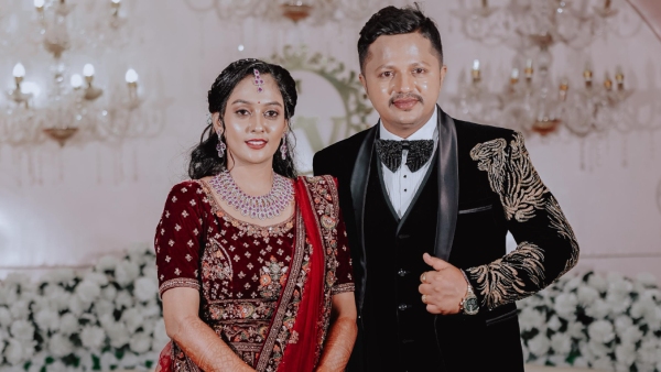 Ayogya Madagaja Kannada movie director Mahesh Kumar married Chitra in Mysore