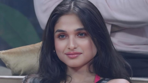 bigg-boss-18s-kashish-kapoor-robbed-domestic-help-suspected-in-4-5-lakh-theft