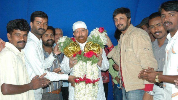 give-us-a-chance-kichcha-sudeep-pleads-to-save-dr-vishnuvardhan-memorial-site