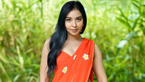 Tanya Mittal Trolled Viral Blouse Videos Contradict Her Sanskari Image on Bigg Boss 19 Tanya Mittal Trolled Viral Blouse Videos Contradict Her Sanskari Image on Bigg Boss 19