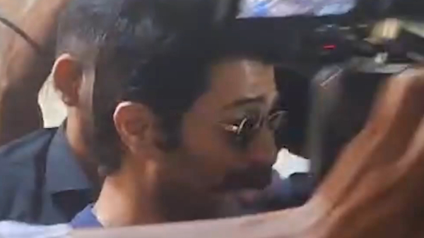 Vijay Deverakonda appears for questioning at the ED office in Basheerbagh Hyderabad Vijay Deverakonda appears for questioning at the ED office in Basheerbagh Hyderabad