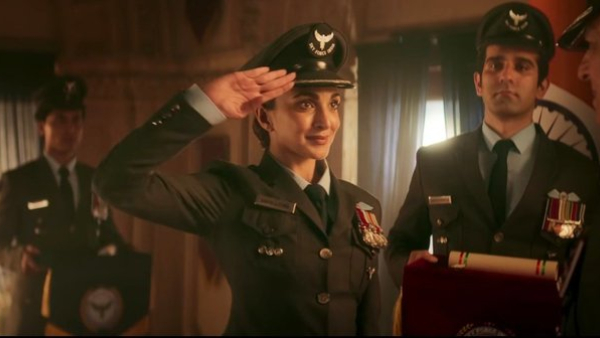 war-2-review-hrithik-roshan-jr-ntrs-star-power-cant-save-a-muddled-plot