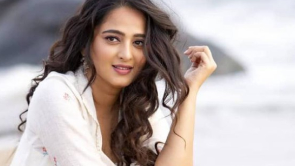 Anushka Shetty Takes Social Media Break After Ghaati Flop Plans Fresh Comeback