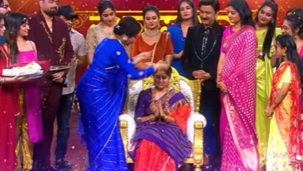 Anushree Returns to Hosting After Grand Wedding With Roshan Zee Kannada Celebrates Her New Journey Anushree Returns to Hosting After Grand Wedding With Roshan Zee Kannada Celebrates Her New Journey