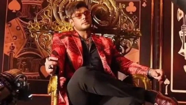 no-bed-no-pillow-darshans-basic-facilities-fight-lands-in-court-verdict-on-oct-9