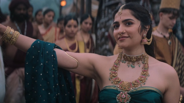 a-new-goddess-rises-rukmini-vasanths-electrifying-presence-steals-the-spotlight-in-kantara1-trailer