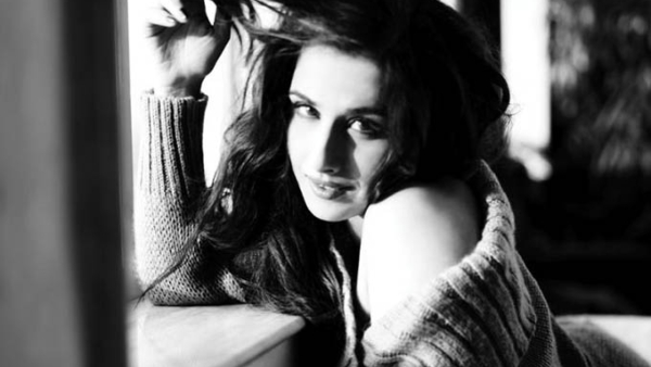 Vidya Balan Shares incident of Intimate Scene WithCo-Star Who didnt Brush After Eating Chinese