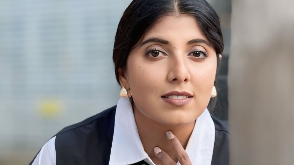 BED WAR Floor Cures Back Pain Viral Girl Savages Darshan Chitral Rangaswamy BLASTS Taunt-Exclusive BED WAR Floor Cures Back Pain Viral Girl Savages Darshan Chitral Rangaswamy BLASTS Taunt-Exclusive