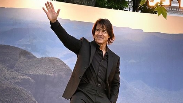 MISSION MATRIMONY Tom Cruise amp amp Ana de Armas Rumored for Historic Space Wedding