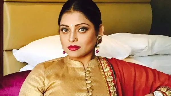 Busted Again Ex-TV Actress Rupa Dutta Arrested for Second Time in 3 Years Over Gold Theft Busted Again Ex-TV Actress Rupa Dutta Arrested for Second Time in 3 Years Over Gold Theft