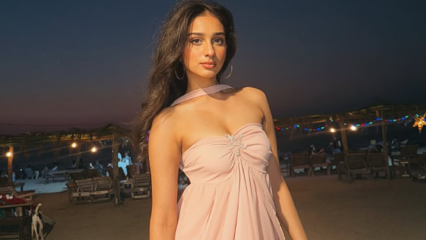 Heartwarming Ride in Namma Bengaluru Actress Yogita Rathore Shares Viral Praise for Cab Driver Heartwarming Ride in Namma Bengaluru Actress Yogita Rathore Shares Viral Praise for Cab Driver