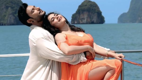 sarathi-vs-devil-darshans-true-fans-crown-a-winner-in-the-ultimate-absence-release-showdown