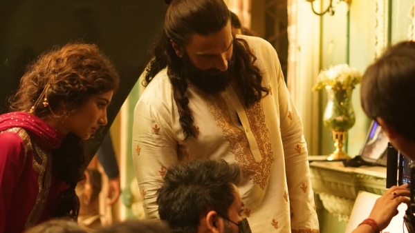 Ranveer s Dhurandhar Rewrites History Dethrones Jawan as Bollywood s All-Time 1 Grosser