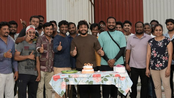 Pinaka movie team celebrated Golden star Ganesh 20 years film journey in Set