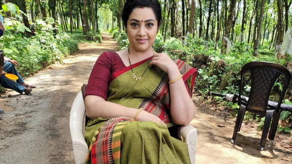 Actress Meena Reportedly Sells Chennai Bungalow for 100 Crore Amid Real Estate Boom Actress Meena Reportedly Sells Chennai Bungalow for 100 Crore Amid Real Estate Boom