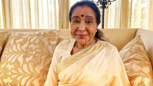 Legendary singer Asha Bhosle suffered cardiac arrest admitted to Mumbai s Breach Candy Hospital
