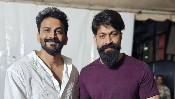 Fan War Erupts Over Song Line Yash vs Dolly Dhananjay Fans Clash on Social Media Fan War Erupts Over Song Line Yash vs Dolly Dhananjay Fans Clash on Social Media