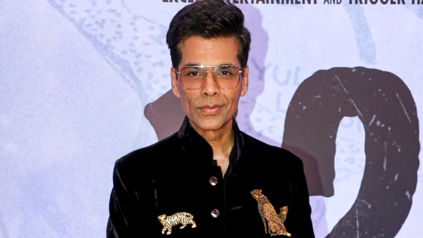 Karan Johar Unfollows SRK amp amp Alia Bhatt Spares Priyanka Chopra This Can t Be National News Karan Johar Unfollows SRK amp amp Alia Bhatt Spares Priyanka Chopra This Can t Be National News