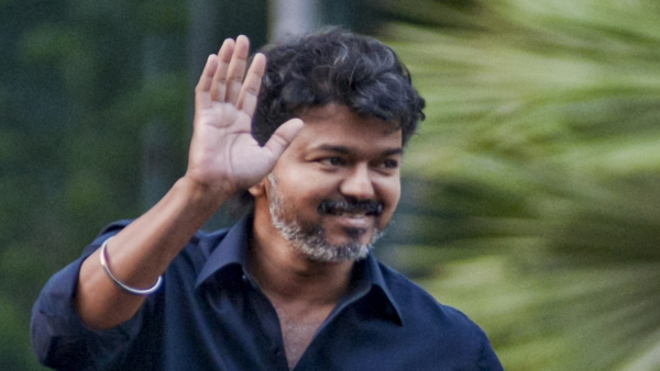 Vijay hints in hinted at his political aspirations in GOAT movie with car number TN 07 CM 2026 Vijay hints in hinted at his political aspirations in GOAT movie with car number TN 07 CM 2026