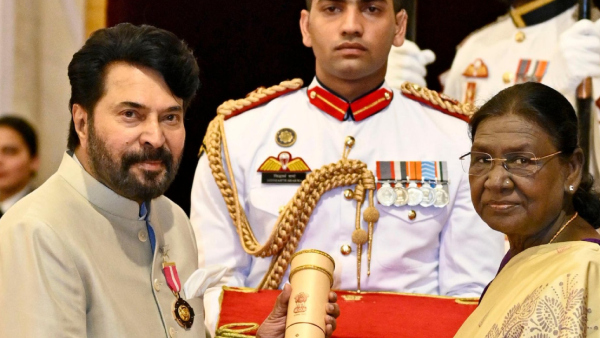 Mammootty Receives Padma Bhushan at Rashtrapati Bhavan Emotional Moments With Dulquer Salmaan Mammootty Receives Padma Bhushan at Rashtrapati Bhavan Emotional Moments With Dulquer Salmaan