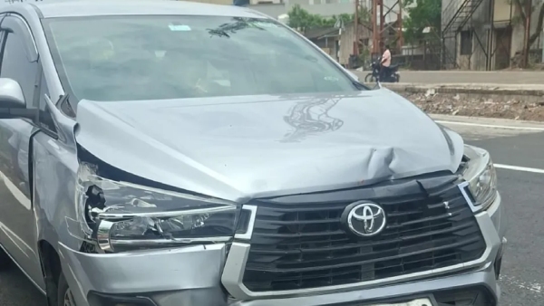 horrific-satara-highway-pileup-actress-pooja-sawant-s-car-mangled-during-kapbashi-promotions