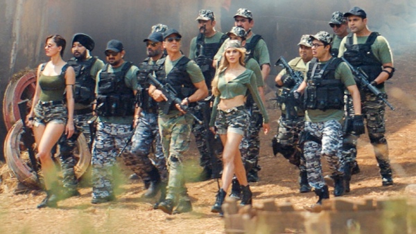 18-cuts-a-censored-bikini-welcome-to-the-jungle-gets-hit-hard-by-censor-board 18-cuts-a-censored-bikini-welcome-to-the-jungle-gets-hit-hard-by-censor-board