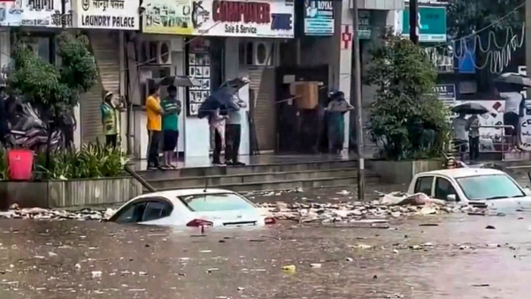 bigg-boss-ashnoor-kaur-s-nightmare-rainwater-floods-apartment-shocking-visuals