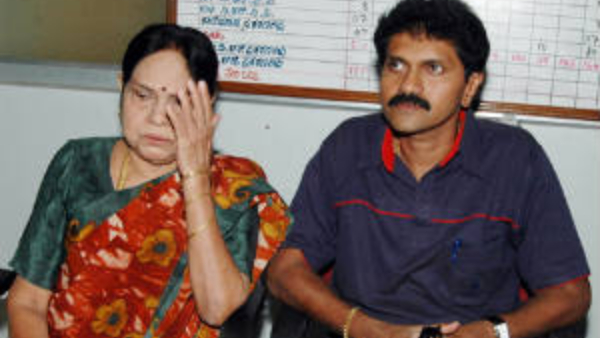 Why Is Actor Vinod Raj s Wife Anu Living in Chennai Actor Reveals the Real Reason