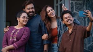 ഹൃദയത്തിൽ തൊടുന്ന ഓണസമ്മാനം: ഹൃദയപൂർവം റിവ്യൂ