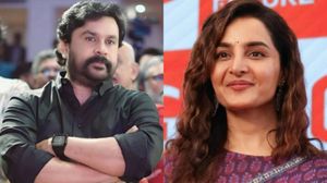 ആദ്യമായി ദിലീപിന്റെ ഫോട്ടോ മഞ്ജുവിന്റെ ഇൻസ്റ്റയിൽ! പേര് പറയുമ്പോൾ പോലും ആ ബഹുമാനം! ചർച്ച!