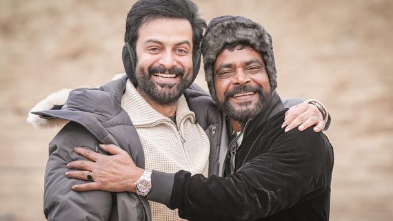 ആ ഹെലികോപ്ടറിന്റെ കാര്യം എങ്ങനെയാണ്? പിറന്നാളിന് ആന്റണി പെരുമ്പാവൂരിനോട് ആവശ്യമുന്നയിച്ച് നടന്‍ പൃഥ്വിരാജ് 