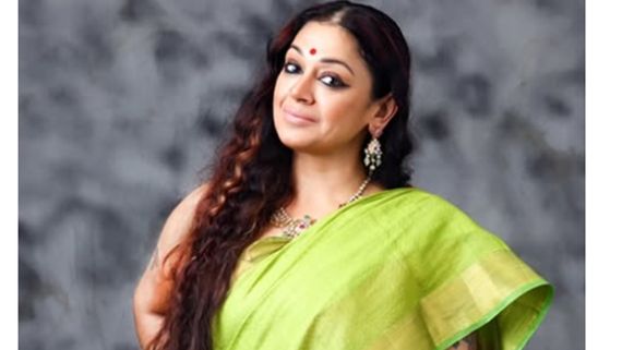 എനിക്ക് 15 വയസേയുള്ളുവെന്ന് ആരും പരിഗണിക്കാറില്ല! എന്റെ മകളിപ്പോള്‍ അവളുടെ ഇഷ്ടം പറയും; ശോഭന 