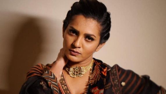 മുൻ കാമുകനോട് ക്ഷമ ചോദിച്ചു, മൂന്നര വർഷമായി സിം​ഗിൾ; ഡേറ്റിം​ഗ് ആപ്പിലെ അനുഭവം: പാർവതി തിരുവോത്ത് 